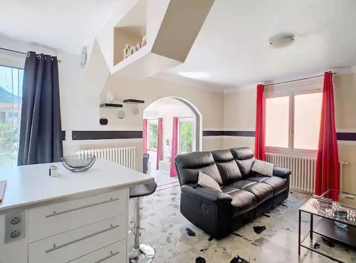 Super Maison 5 Pièces Avec Jardin - Digne