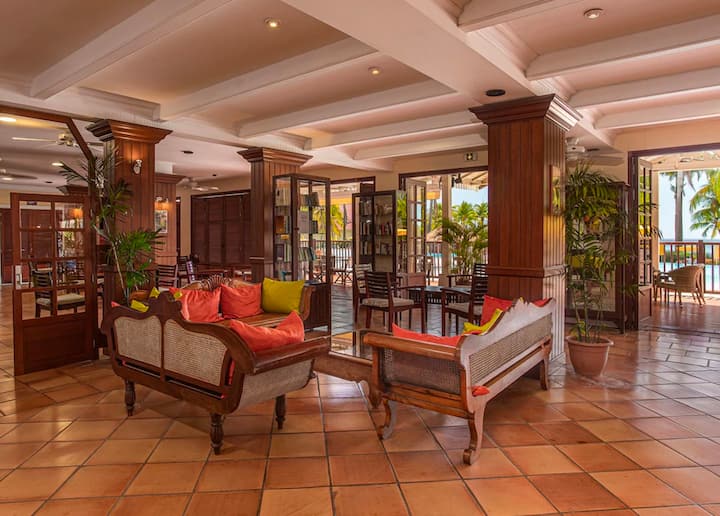 Studio Hôtel Piscine Et Accès Direct Plage - Martinique