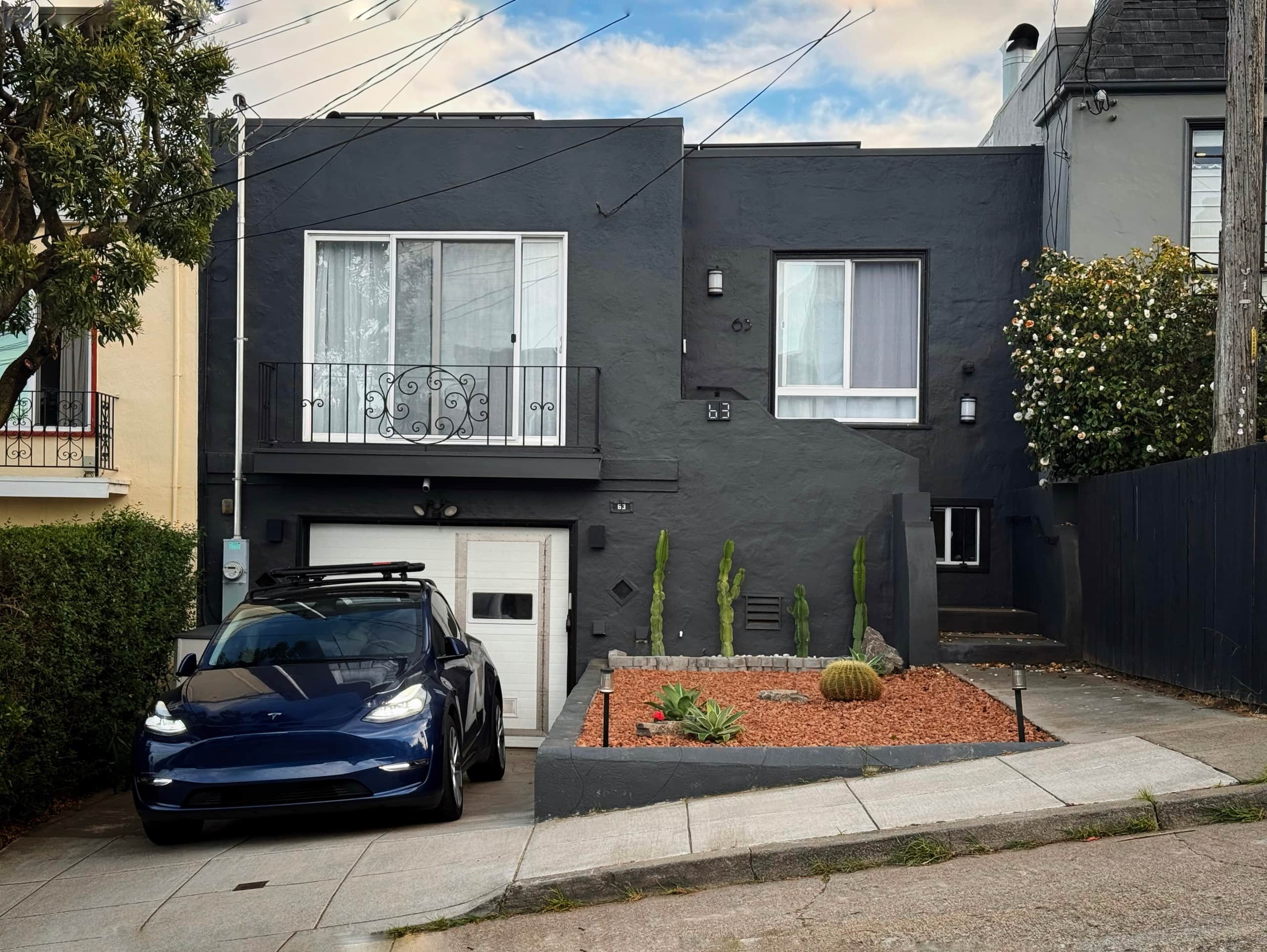 Home in San Francisco · ★4.9 · 2 bedrooms · 2 beds · 1 bath - Image 13
