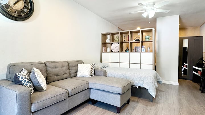 Modern Spacious Studio W/ Patio - El Monte, CA