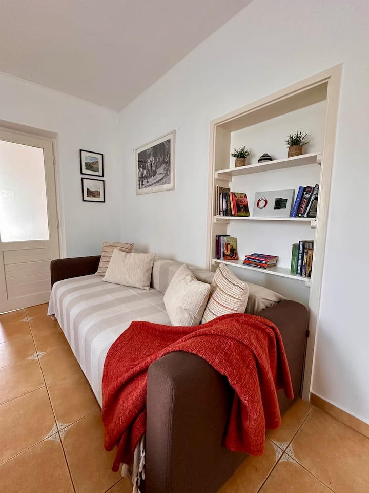 Top-rated Apt 
Parking & Terrace Quiet & Central - Kotor
