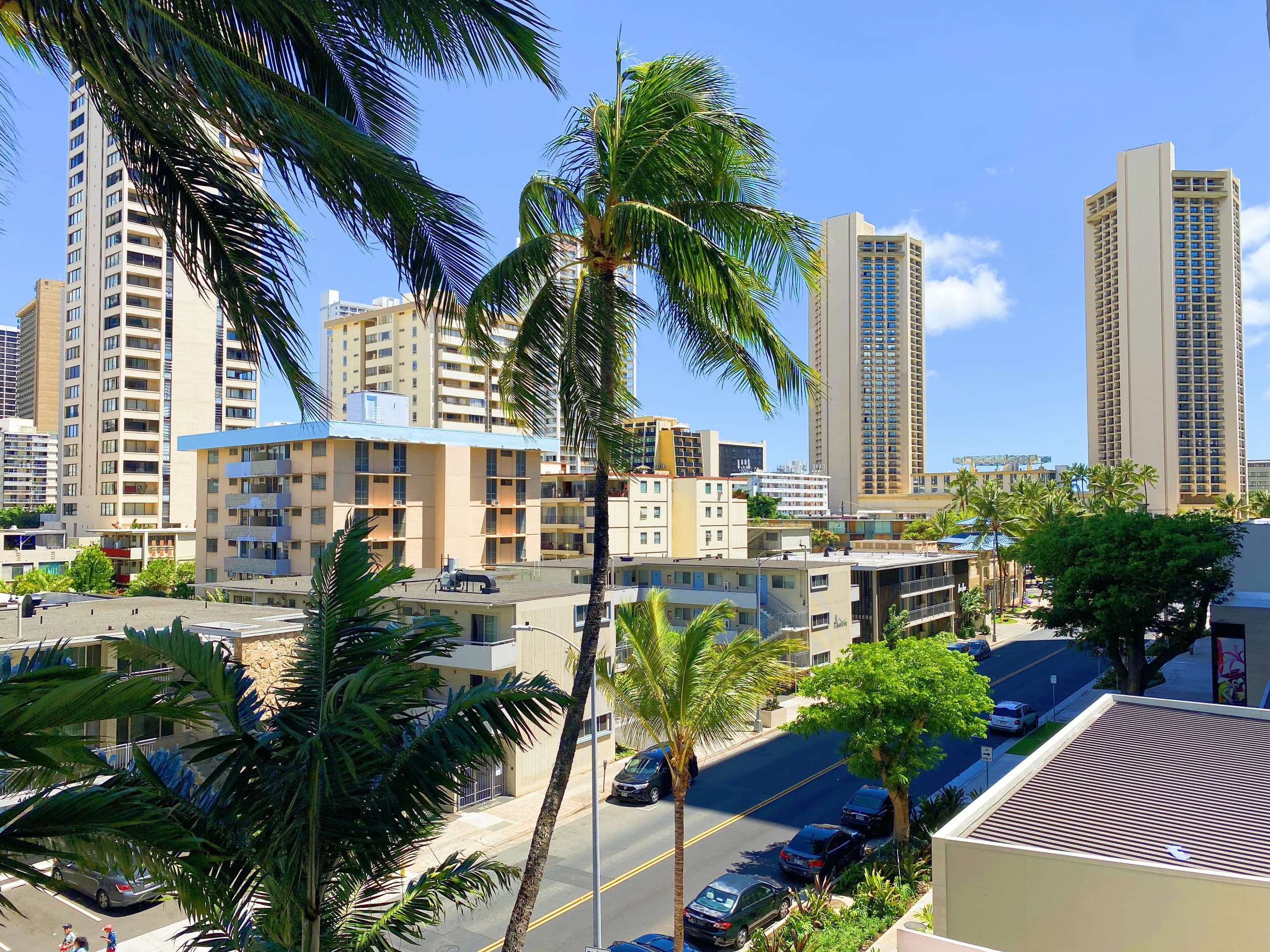 Condo in Honolulu · ★4.82 · Studio · 1 bed · 1 private bath - Image 21