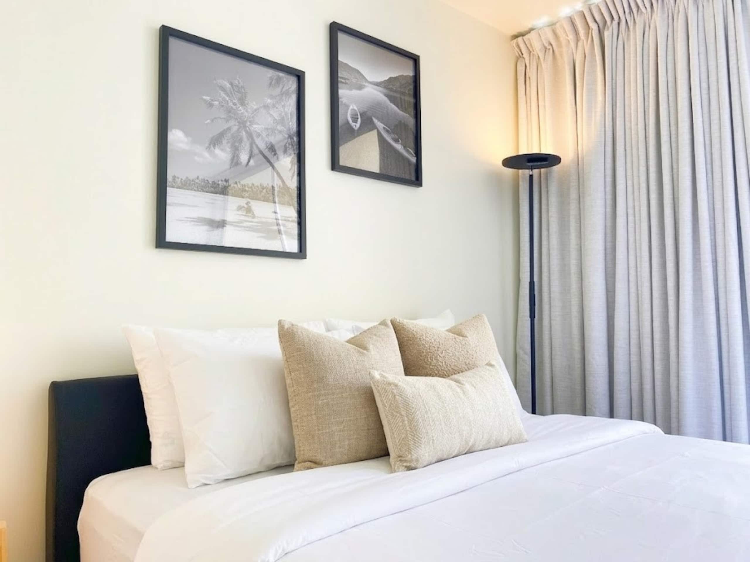 Condo in Honolulu · ★4.82 · Studio · 1 bed · 1 private bath - Image 4