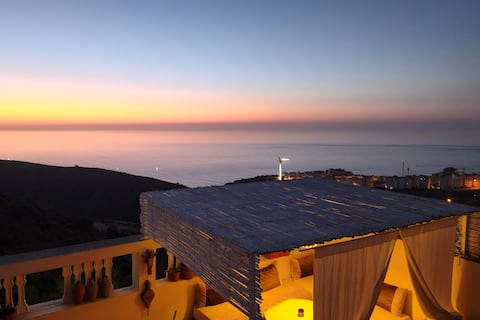 Lovely, Calm Apartment with Sea View