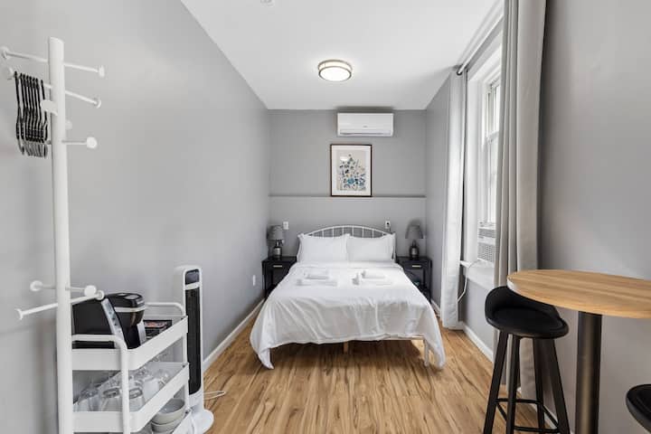 *Southphilly Broad St Private Modern Studio 2 - Philadelphia