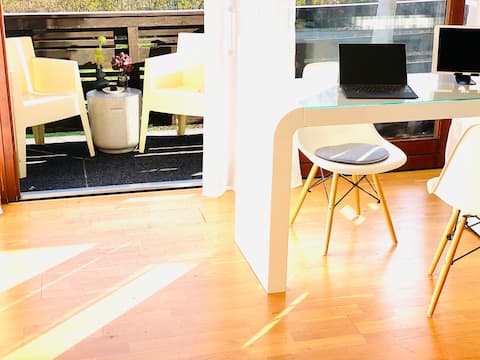 Conveniently located stylish oasis