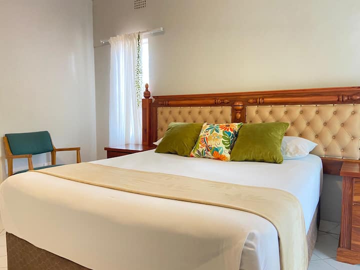 Cozy Private Room In The Heart Of Victoria Falls - Victoria Falls
