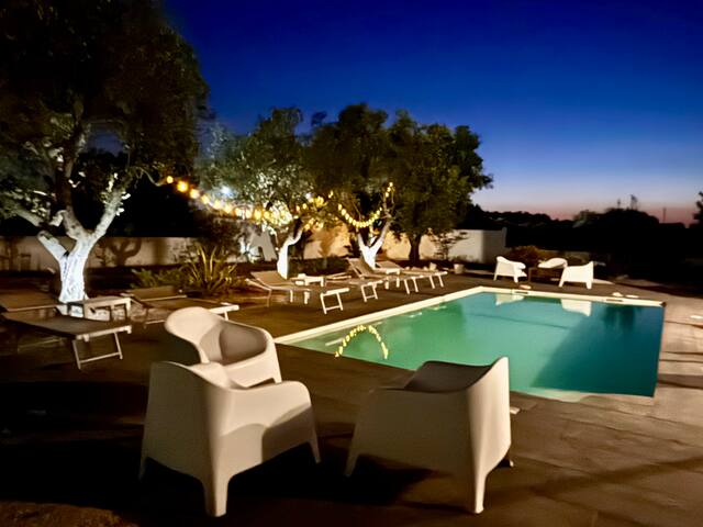 Charming villa, private pool & roof terrace