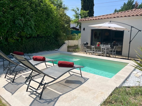 New villa with pool, 8 minutes from Aix