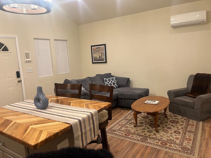 Spacious Private Apartment In Concord - Concord, NC