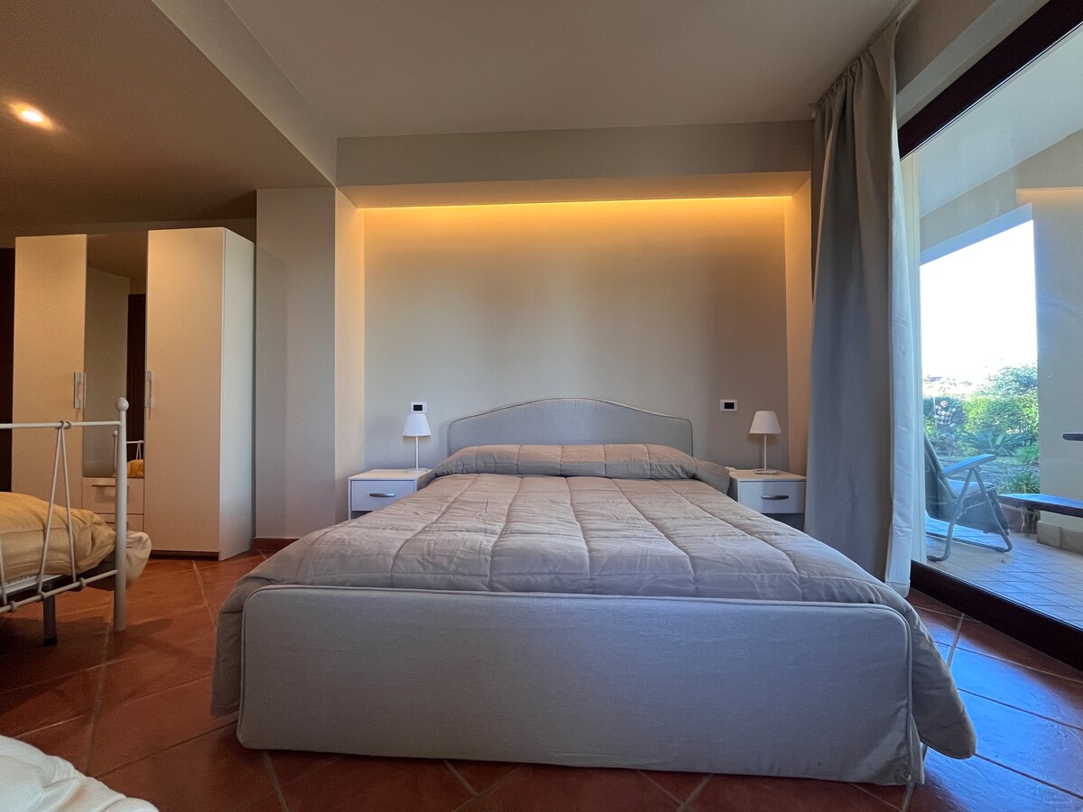 საძინებელი 1