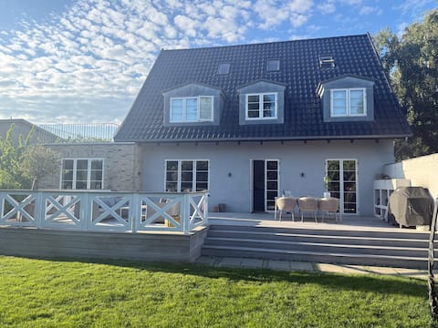 Entire Villa close to Beaches & Copenhagen.