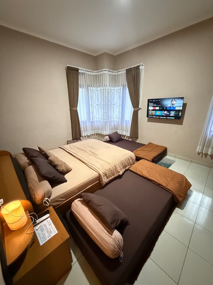 საძინებელი 1