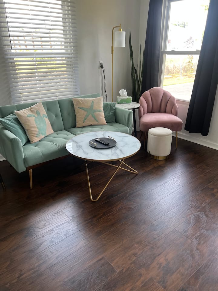 Cozy Apt. B Walk To Keesler Afb, Beaches, & Casino - Biloxi, MS