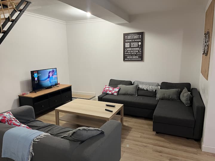 Maison Spacieuse 10 Pers • 4 Ch - Parking Gratuit - Orcines