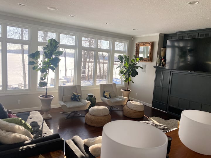 Stunning Mn Home On Private Lake - Maple Grove, MN
