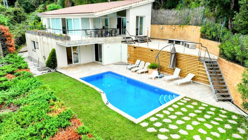 La Villa du Soleil – vue sur la mer gallery image 2