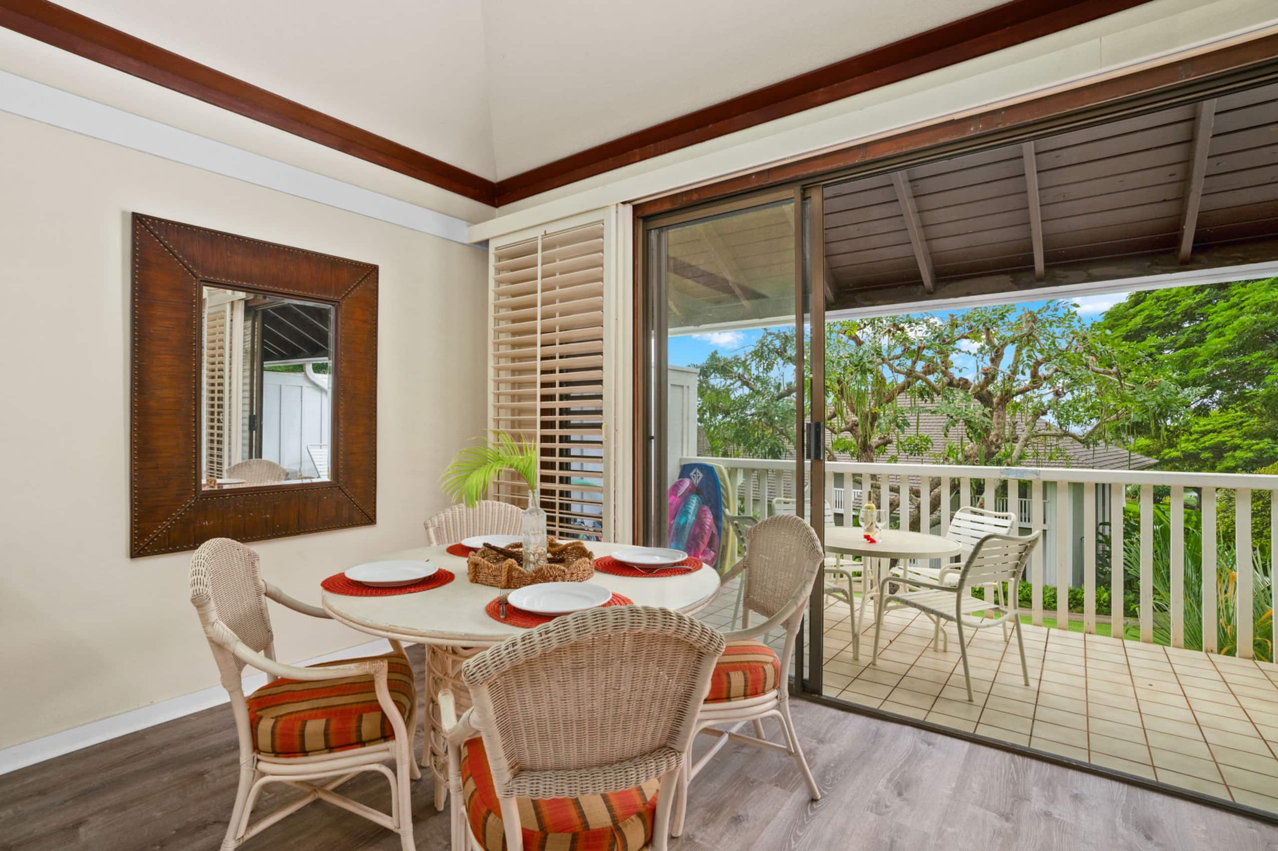 Gorgeous Penthouse w/ AC, Steps from the Beach - Photo 7