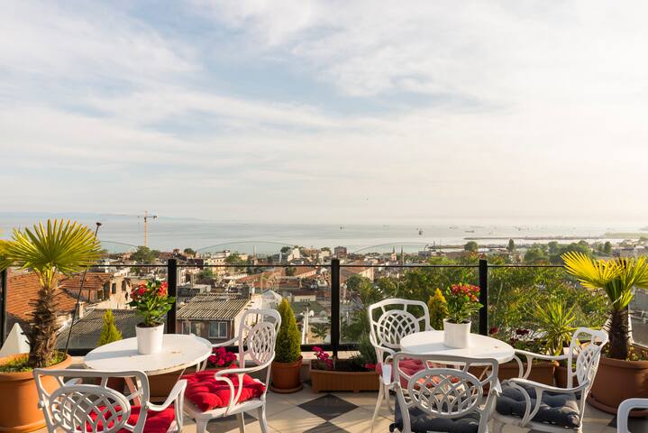 İstanbul Amedros Home Deluxe-5 with sea view gallery image 2