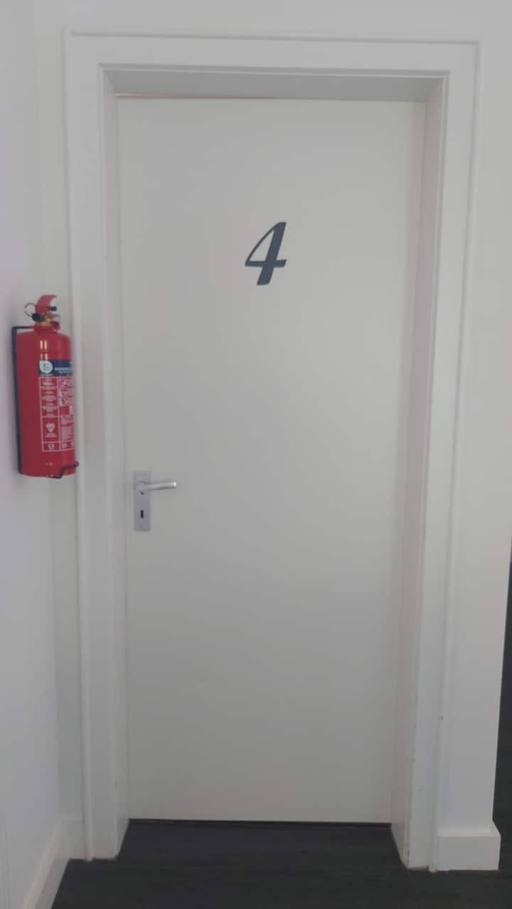 საძინებელი 4