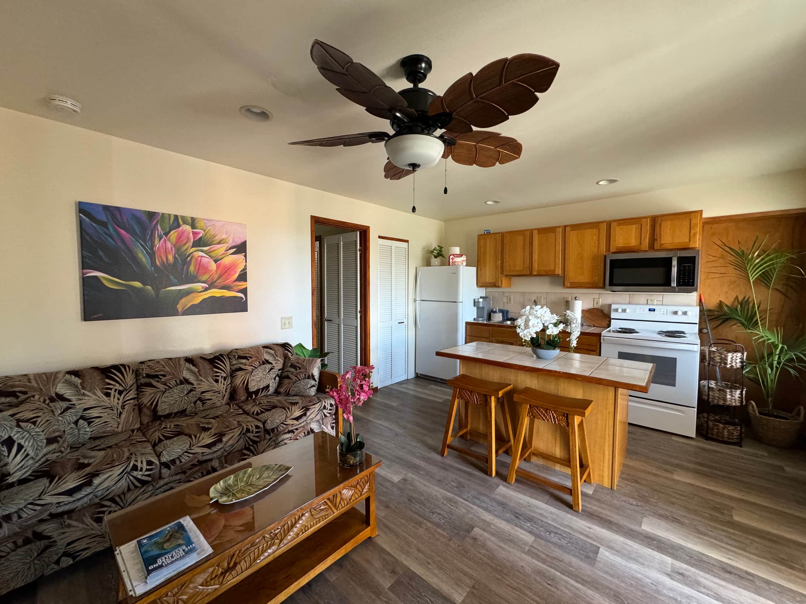Lovely 1-bedroom w/ocean view & lanai near Kona-D - Photo 6