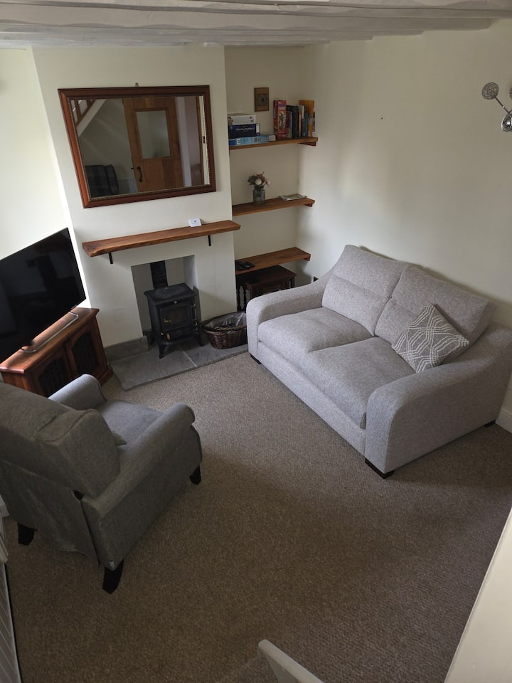 Two Bedroom House Near A1 With Off-street Parking - Lincolnshire