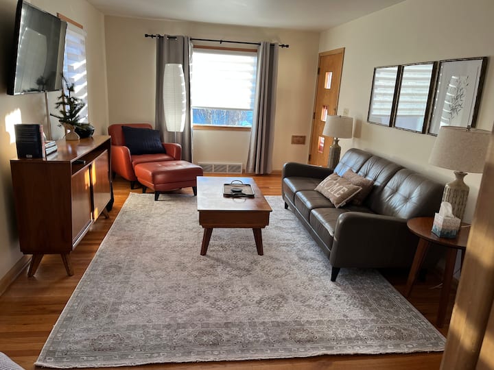 Mid-century Home: Benson, Dundee And Midtown - Omaha, NE