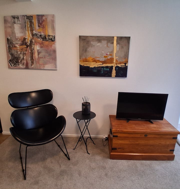 Kōwhai - An Inviting And Cozy Space In Queenstown - Queenstown