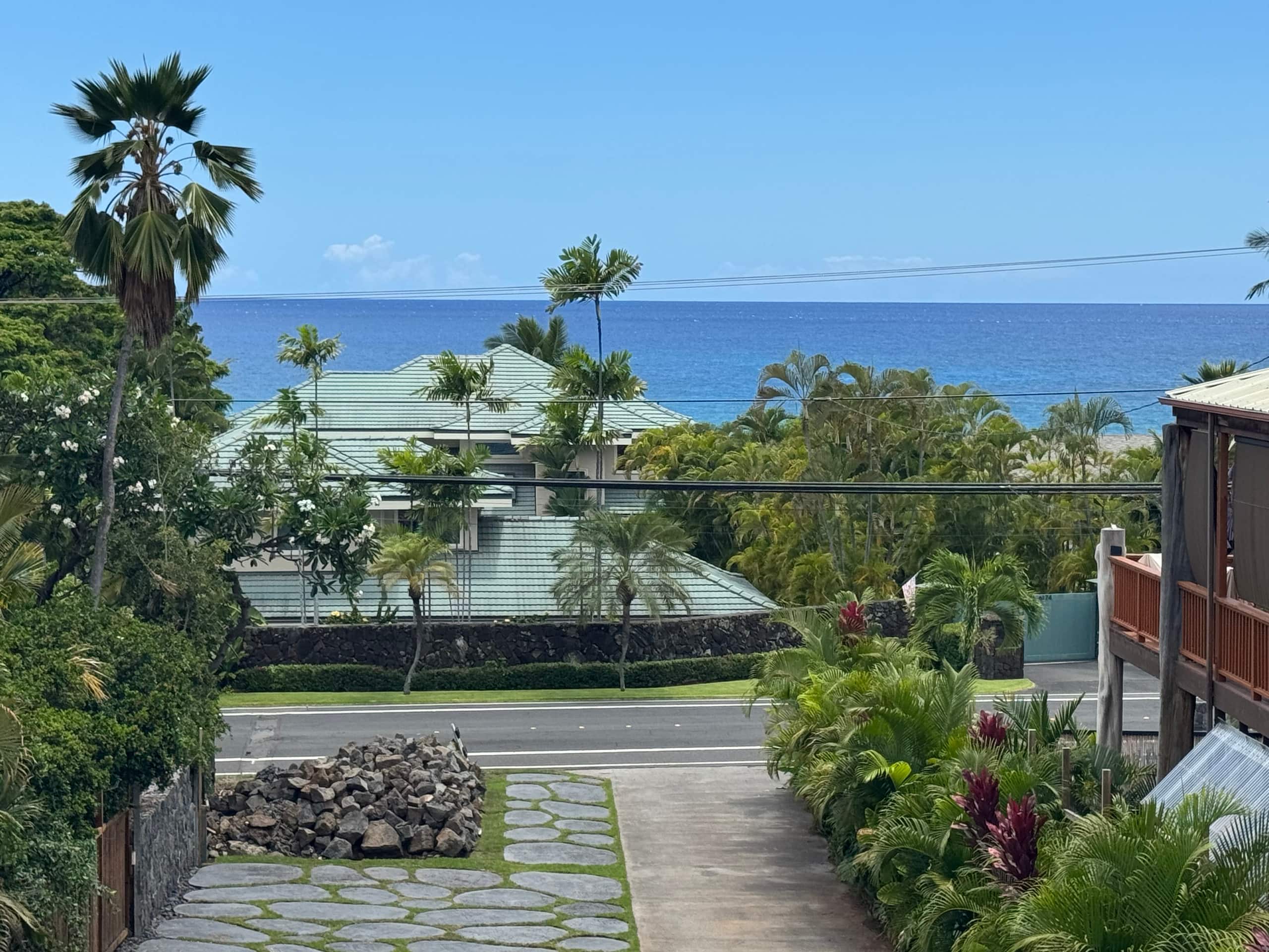 Lovely 1-Bedroom w/Ocean View on Alii Dr in Kona-F - Photo 6