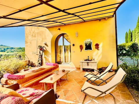 Suitelouise.Pool, hot tub, home gym & view/garden