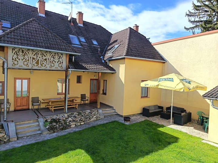 Spacious guesthouse in the center of Keszthely