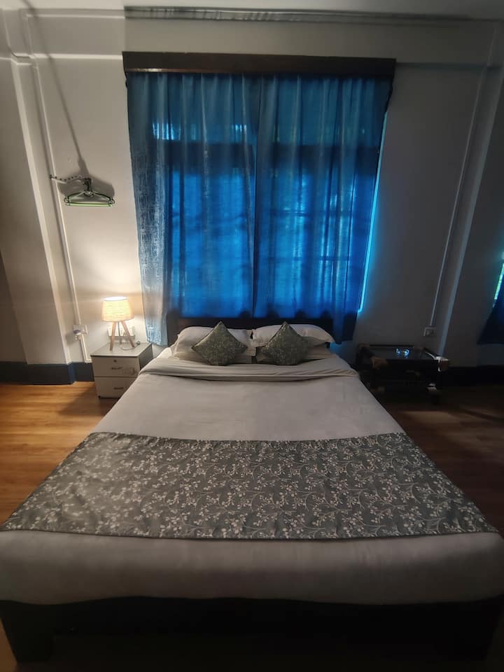 საძინებელი 4