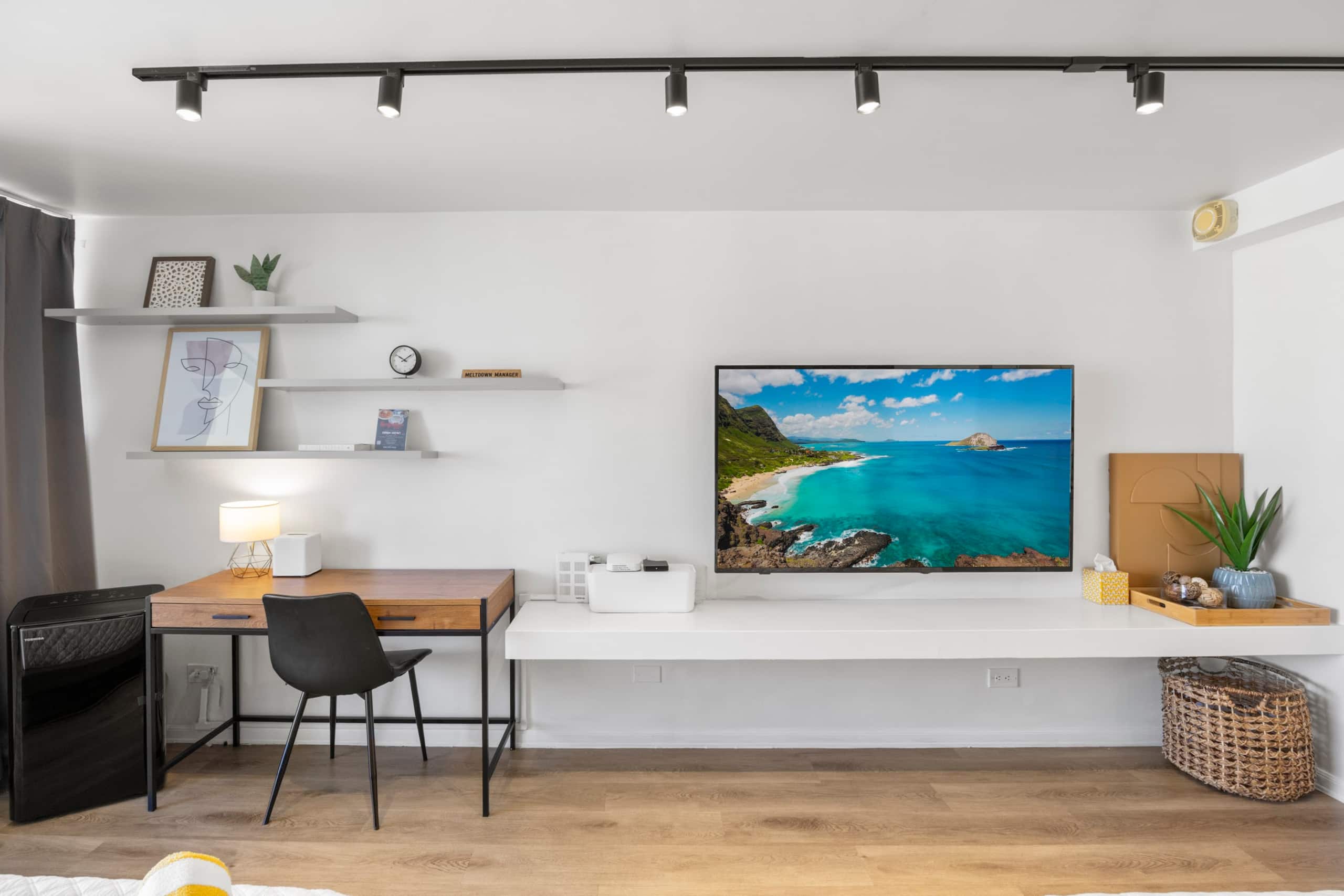 Condo in Honolulu · ★4.85 · Studio · 2 beds · 1 bath - Image 9