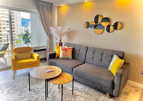 Popular Airbnb listing: Beachfront condo in Waikiki in Oahu