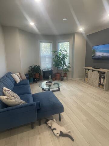 Cozy Ironbound oasis