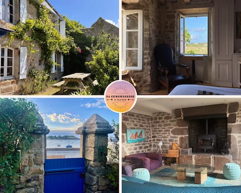 Beachfront house facing the port