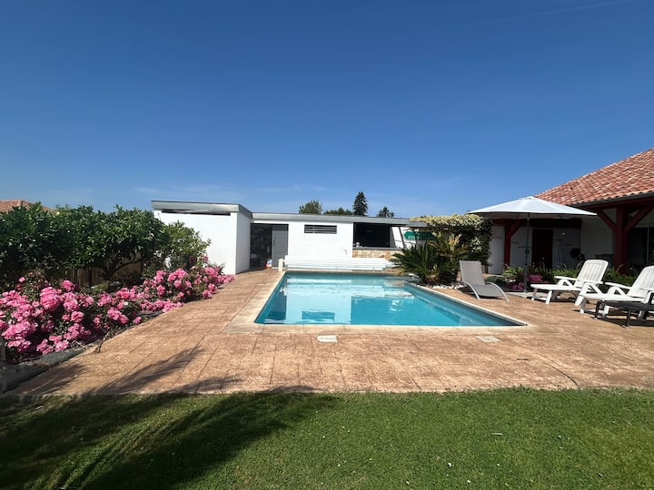 Logement De Vacances Entre Piscine Et Plage - Bayonne