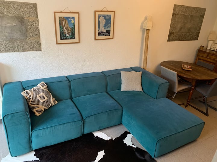 მისაღები ოთახი 1