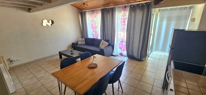 Charmant Gîte Avec Piscine Près De La Viarhona - Bollène
