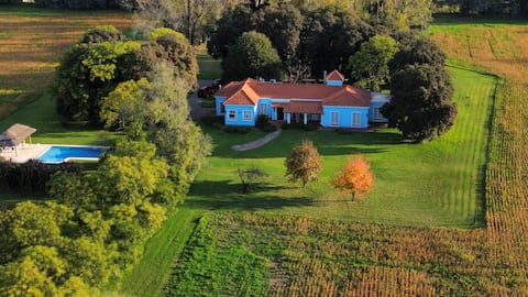 Country house with pool