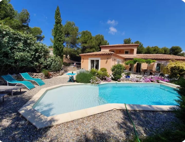 Villa Avec Piscine Et Jardin Sur La Côte Bleue. - Marignane