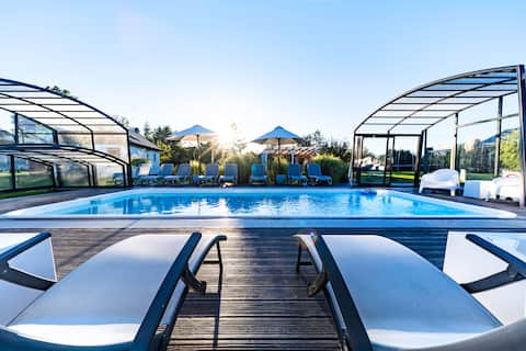 Popular Airbnb listing: Charming cottage with pool 3 in Gmina Kamień Pomorski