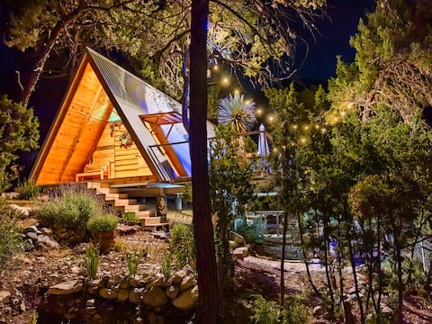 TawaInti, Cabin in San Antonio de las Alazanas.