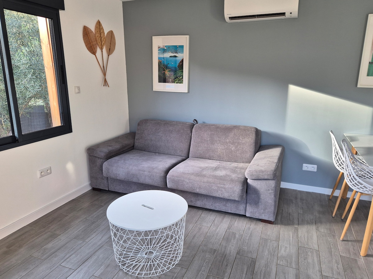 Top Airbnb: Cozy house with pool à La Ciotat
