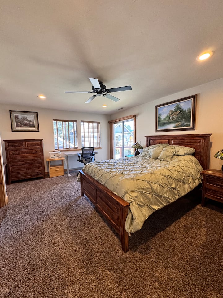 საძინებელი 1