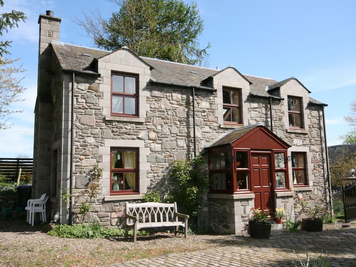 Buchanan's Bothy - Perth
