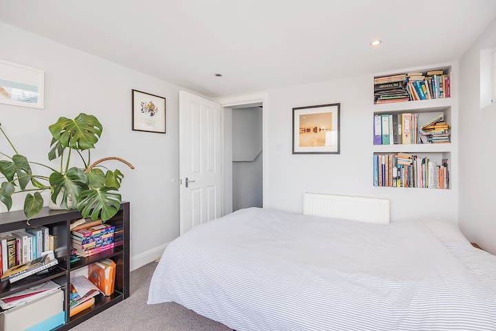 เตียงใหญ่