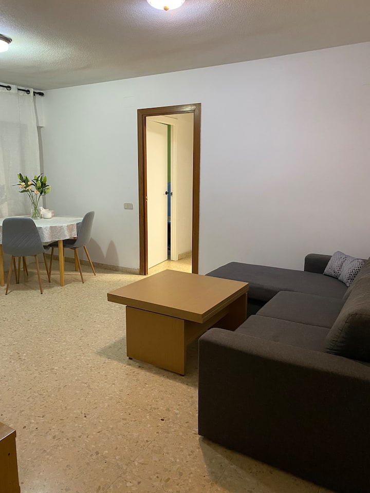 Comfortable Room In A Quiet Area In Valencia - Valencia