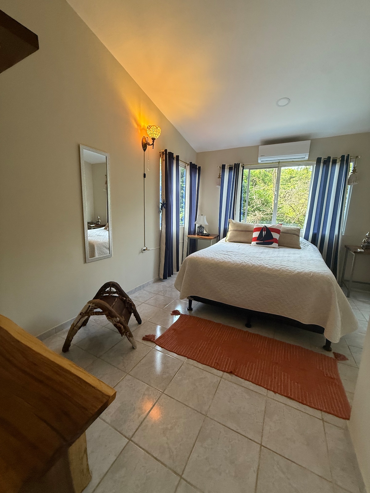 غرفة النوم 1