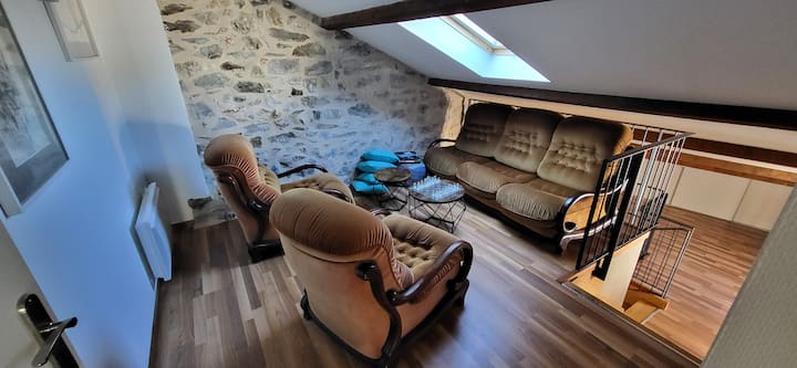 Gîte "Belle Maison De Village" - Le Rozier